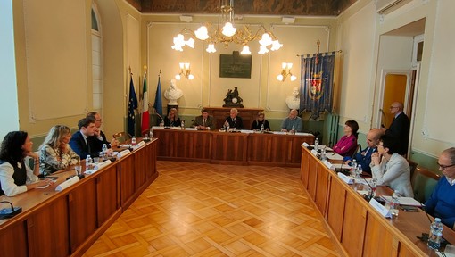 Giù le tariffe idriche, bollette più leggere per le aziende imperiesi Giù le tariffe idriche, bollette più leggere per le aziende imperiesi