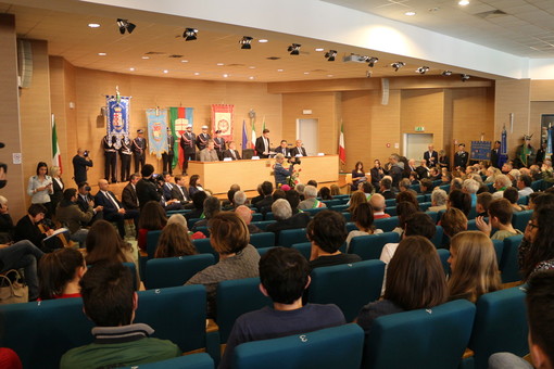 Imperia: il Consiglio Regionale riunito in seduta solenne per il 25 aprile, Piana "Importante far sentire la presenza della Regione anche qui" Imperia: il Consiglio Regionale riunito in seduta solenne per il 25 aprile, Piana "Importante far sentire la presenza della Regione anche qui"