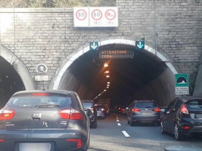 Autostrade: Anci Liguria: “Il ministro De Micheli assicura che dal 10 luglio ci sarà meno caos”
