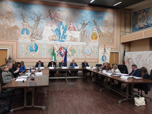 Consiglio comunale a Diano Marina, bocciata la mozione di Bellacicco sul Cpr alla Camandone Consiglio comunale a Diano Marina, bocciata la mozione di Bellacicco sul Cpr alla Camandone