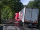 Pornassio: camion esce di strada, traffico interrotto per mezzora sulla Statale 28 del Col di Nava (Foto)