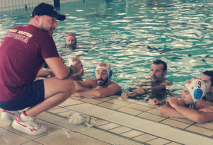 Rari Nantes Imperia attesa da un sabato importante tra nuoto giovanile e pallanuoto