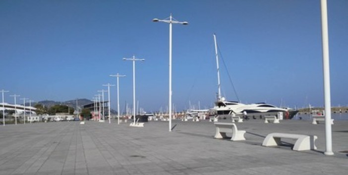 Imperia dedica un monumento ai caduti nelle missioni internazionali per la pace