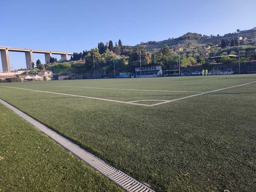 Imperia Calcio, D’Onofrio: “Ai Piani lavori importanti, avanti con il restyling dell’impianto” (Video) Imperia Calcio, D’Onofrio: “Ai Piani lavori importanti, avanti con il restyling dell’impianto” (Video)