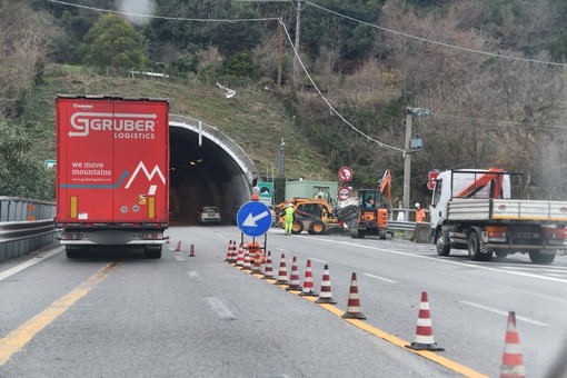 Caos autostrade, Aspi conferma stop a cantieri dal 13 aprile fino al 9 maggio