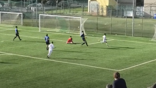 Calcio. Imperia - Solbiatese è 3-3, gli highlights dell'esordio nerazzurro nel girone nazionale di Coppa Italia (Video) Calcio. Imperia - Solbiatese è 3-3, gli highlights dell'esordio nerazzurro nel girone nazionale di Coppa Italia (Video)