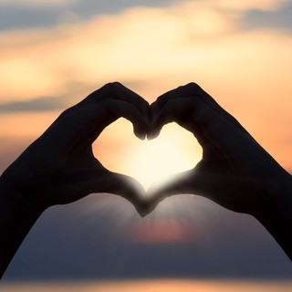 Cercare l'amore online: come ingranare con il primo messaggio