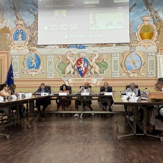 Diano Marina, Molo Landini: scontro in consiglio sul futuro dell'area, respinta la Commissione proposta dalle opposizioni