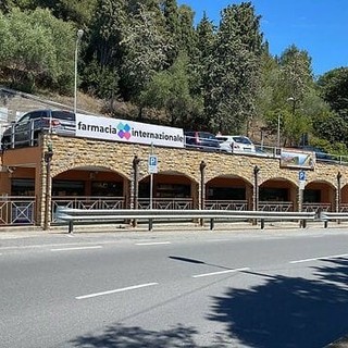 Costarainera, cresce la Farmacia Internazionale