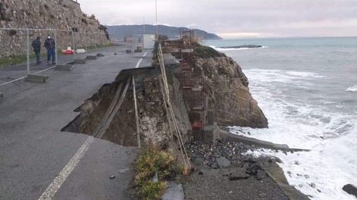 Il crollo dell'incompiuta, foto di Riccardo Di Giovanni Il crollo dell'incompiuta, foto di Riccardo Di Giovanni