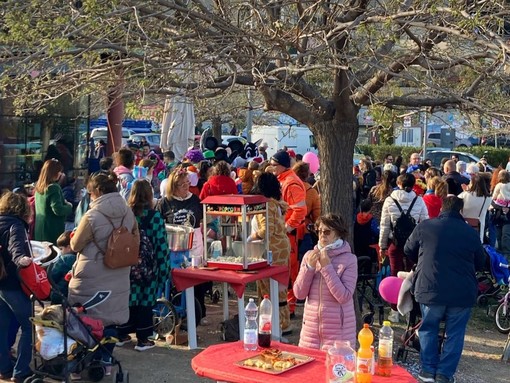 Una festa di colori e sorrisi al Parchetto della Giraffa: il Carnevale che unisce tutti
