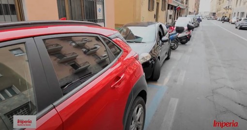 SOTTO LA LENTE. In arrivo la ciclabile a pettine su via Schiva, ma a che prezzo? (video) SOTTO LA LENTE. In arrivo la ciclabile a pettine su via Schiva, ma a che prezzo? (video)