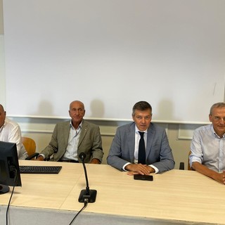 Fondazione Carige per Asl 1, in arrivo strumenti elettromedicali per il reparto di Pediatria-Neonatologia Fondazione Carige per Asl 1, in arrivo strumenti elettromedicali per il reparto di Pediatria-Neonatologia