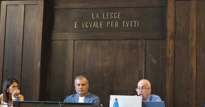 IMPERIA CALCIO. La conferenza stampa:  lavori alle strutture ancora in salita e ritiro lontano da Imperia  (Video)