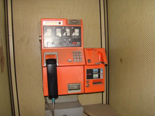 24 FEBBRAIO 1995. Diano, pensionato razzia cabine telefoniche: bloccato dai vigili