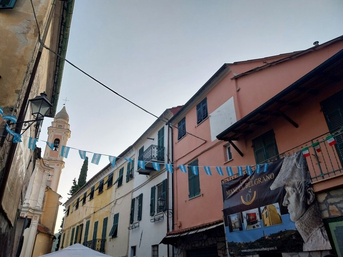 A Costa d'Oneglia un mosaico collettivo per celebrare le radici italo-argentine