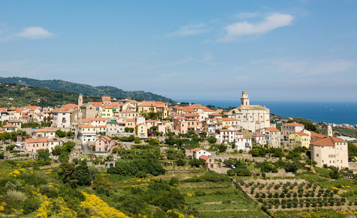 Natale a Diano Castello: 40 giorni di festa tra luci e tradizioni