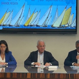 Imperia, torna la magia delle Vele d’Epoca: sessanta imbarcazioni storiche in regata