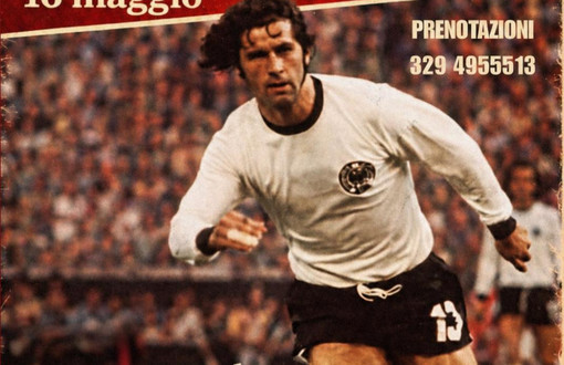 Dal torneo dei bar alla finale di Coppa: le leggende del calcio popolare rivivono a teatro