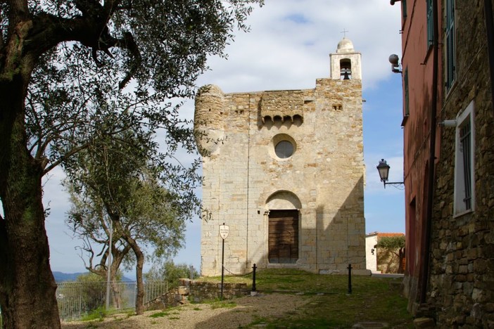 Gli auguri dell’Amministrazione comunale di Cipressa per i 100 anni di “Didé”