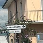 LA FOTO BUFFA. Nuovi cartelli stradali a Imperia: “Caramagnetta” o “Carmagnetta”?