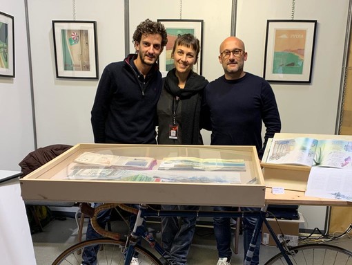 'La ciclabile dei Fiori' degli imperiesi Davide Andracco e Emanuele Boetti al festival internazionale ”Rendez-vous Du Carnet de voyage” in Francia (foto)