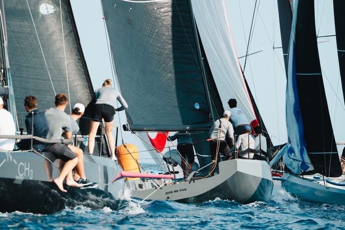 Imperia capitale della vela: tre giorni ad alta velocità con la classe Cape 31 Imperia capitale della vela: tre giorni ad alta velocità con la classe Cape 31