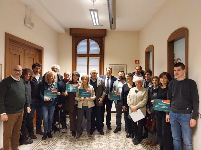 Camera di commercio Riviere di Liguria, premiate le imprese ultracentenarie della provincia (foto e video) Camera di commercio Riviere di Liguria, premiate le imprese ultracentenarie della provincia (foto e video)