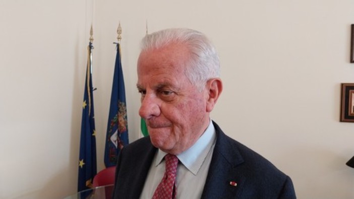 Arresto Toti, Scajola: "Situazione di eccezionalità che non può durare" (video) Arresto Toti, Scajola: "Situazione di eccezionalità che non può durare" (video)