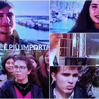 Imperia, gli studenti dell'Istituto Ruffini a "Uno Mattina": "La musica è poesia, ti tocca l'anima" Imperia, gli studenti dell'Istituto Ruffini a "Uno Mattina": "La musica è poesia, ti tocca l'anima"