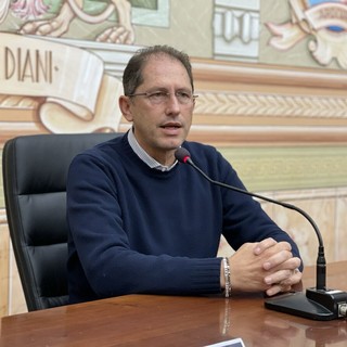 Spaccatura nella maggioranza a Diano Marina: il sindaco Za replica a Bregolin e Feltrin