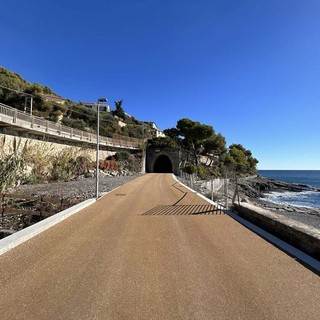 A Pasqua si pedala, il Golfo Dianese apre la nuova ciclabile