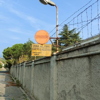 No al Cpr nel Golfo dianese, Potere al Popolo: "L’immigrazione è un grande problema,  non servono proclami demagogici"