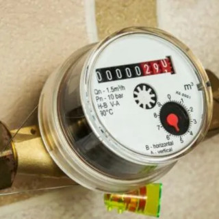 San Bartolomeo al Mare, disabile senza acqua in casa:  Assoutenti e Comune in aiuto