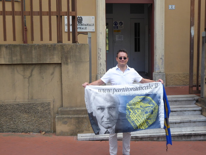 Radicali in carcere a Imperia: "Sovraffollamento visibile ad occhio nudo" Radicali in carcere a Imperia: "Sovraffollamento visibile ad occhio nudo"