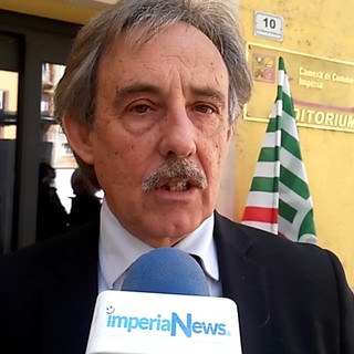 La Cisl analizza la mobilità a un mese dal crollo del ponte Morandi. Bosio lancia l'allarme. &quot;Rischio di una Liguria divisa in due&quot;