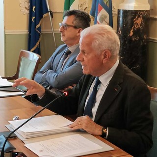 Scajola, “sul biodigestore non si torna indietro”: rifiuti e bilancio al centro del consiglio provinciale