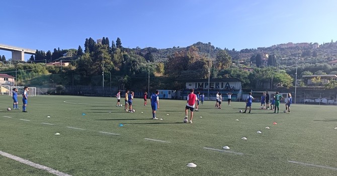 Imperia Calcio, parte la corsa per il rinnovo del campo dei Piani: il club di D’Onofrio chiede una nuova concessione Imperia Calcio, parte la corsa per il rinnovo del campo dei Piani: il club di D’Onofrio chiede una nuova concessione