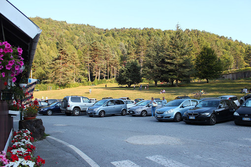 Pornassio: 'Nava Market Valley', la Fiera-Mercato sul piazzale del Colle di Nava Pornassio: 'Nava Market Valley', la Fiera-Mercato sul piazzale del Colle di Nava