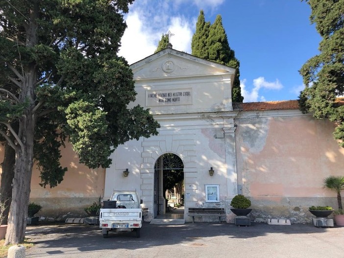 Diano Marina, approvato il progetto di restauro del cimitero comunale Diano Marina, approvato il progetto di restauro del cimitero comunale