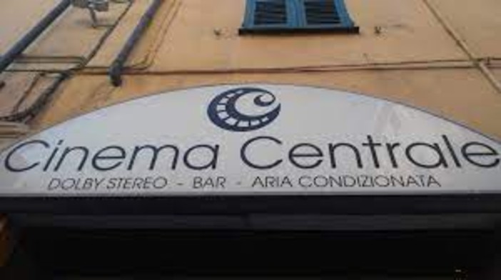 ACCADDE OGGI, 5 OTTOBRE 1983. Chiude il cinema Centrale, ultima sala di Porto Maurizio ACCADDE OGGI, 5 OTTOBRE 1983. Chiude il cinema Centrale, ultima sala di Porto Maurizio