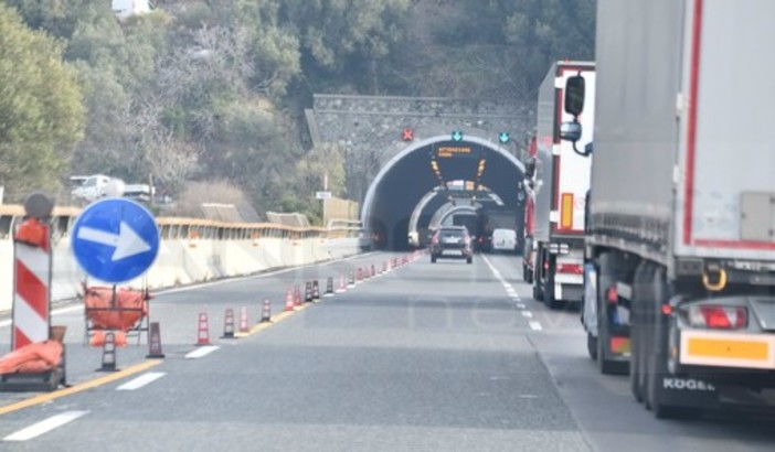 Cantieri Autostradali e danno d'immagine, la Regione lancia una controffensiva promozionale Cantieri Autostradali e danno d'immagine, la Regione lancia una controffensiva promozionale