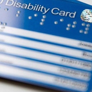 Disability Card, la Giraffa a Rotelle chiede esenzione tassa di soggiorno per i possessori e ingresso gratuito in piscina