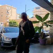 AL DIRETTORE. Donna straniera in evidente difficoltà a Oneglia: “Perché nessuno interviene per aiutarla?” AL DIRETTORE. Donna straniera in evidente difficoltà a Oneglia: “Perché nessuno interviene per aiutarla?”