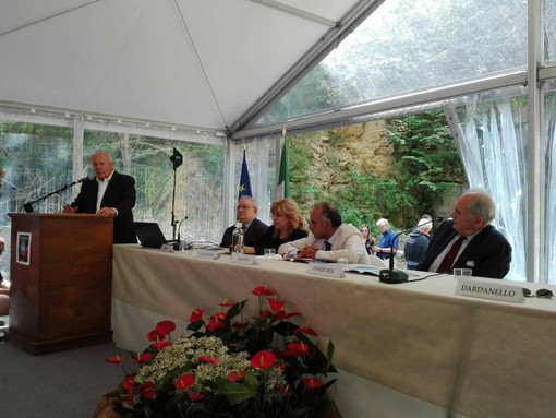 Europa e Mediterraneo più vicini con la Galleria Armo-Cantarana: un’arteria strategica per i collegamenti tra basso Piemonte e Liguria Europa e Mediterraneo più vicini con la Galleria Armo-Cantarana: un’arteria strategica per i collegamenti tra basso Piemonte e Liguria