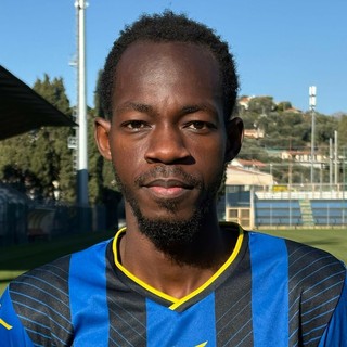 Calcio, serie D. L’Imperia accoglie Diallo: nuovo rinforzo in attacco per i nerazzurri Calcio, serie D. L’Imperia accoglie Diallo: nuovo rinforzo in attacco per i nerazzurri