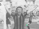 9 GIUGNO 1982. Spettacolo e grande pubblico al Ciccione per il derby Imperia-Sanremese. Le "vecchie glorie" Giordano e Chiari trascinano i nerazzurri 9 GIUGNO 1982. Spettacolo e grande pubblico al Ciccione per il derby Imperia-Sanremese. Le "vecchie glorie" Giordano e Chiari trascinano i nerazzurri