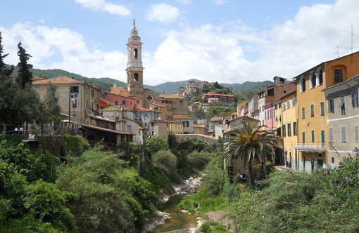 Dolcedo: un territorio 'plastic free', ordinanza del Comune per regolamentare i rifiuti