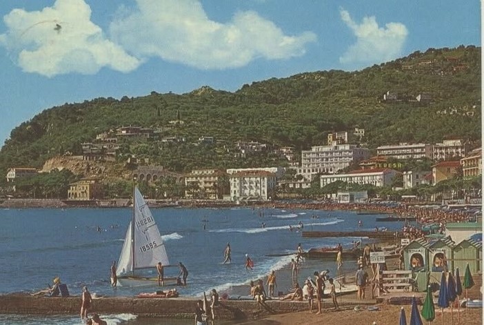 L’AMARCORD DEL SABATO. 1979, cronaca di un Ferragosto che non c’è più... L’AMARCORD DEL SABATO. 1979, cronaca di un Ferragosto che non c’è più...