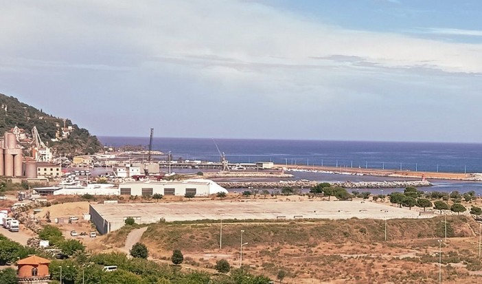 Miasmi dal depuratore a Imperia: odori insopportabili. Il Pd pungola l'Amministrazione Miasmi dal depuratore a Imperia: odori insopportabili. Il Pd pungola l'Amministrazione